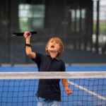Peut-on installer un terrain de tennis sur un terrain en pente ?